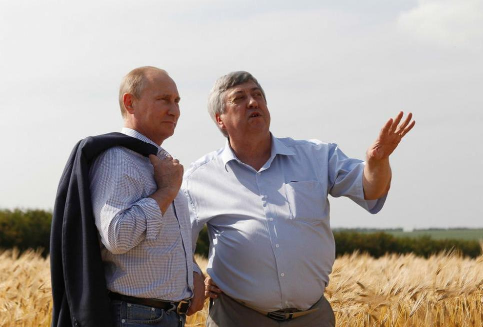 «Путин призвал обратить особое внимание на цены на зерно в свете рекордного урожая», ТАСС